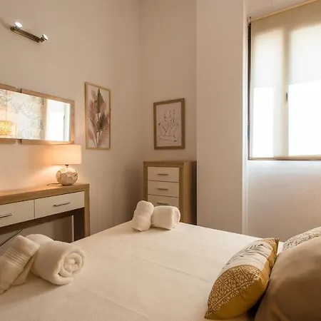 Apartamento Puerta Real - Free Parking Seville Exterior photo