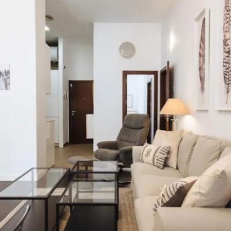 Apartamento Puerta Real - Free Parking Seville Exterior photo