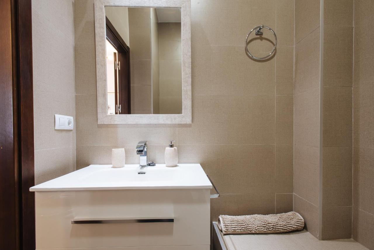 Puerta Real - Free Parking Appartement Sevilla