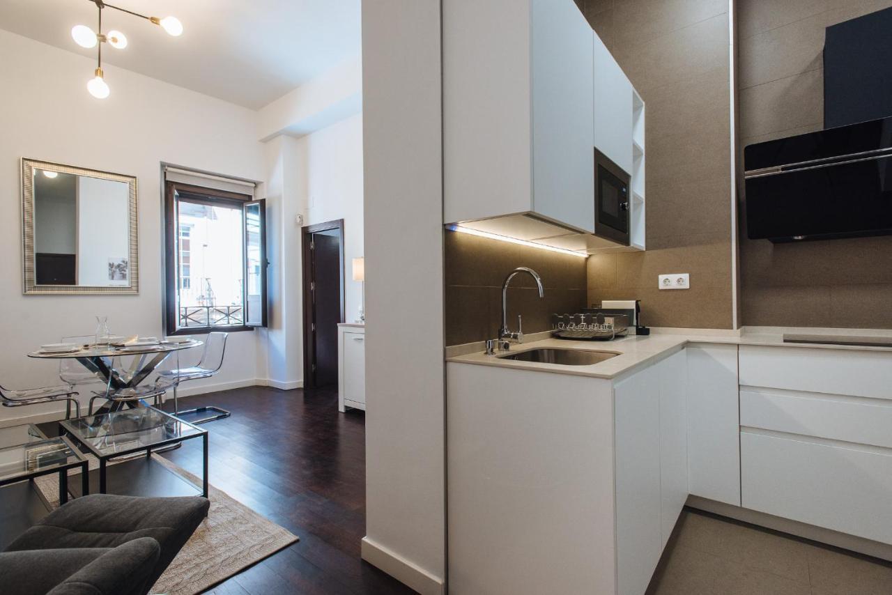 Apartament Puerta Real - Free Parking *